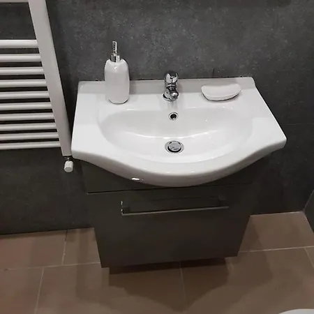 5 Camera Con Cucina Vicino Centro Citta Apartment *
