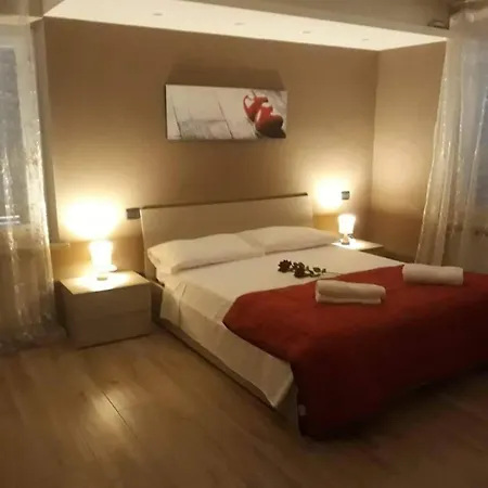 Apartment 5 Camera Con Cucina Vicino Centro Citta
